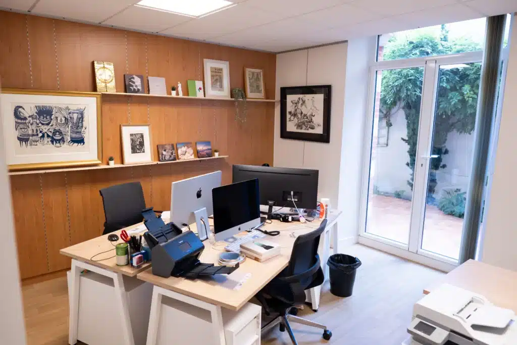 Bureau, travail hybride